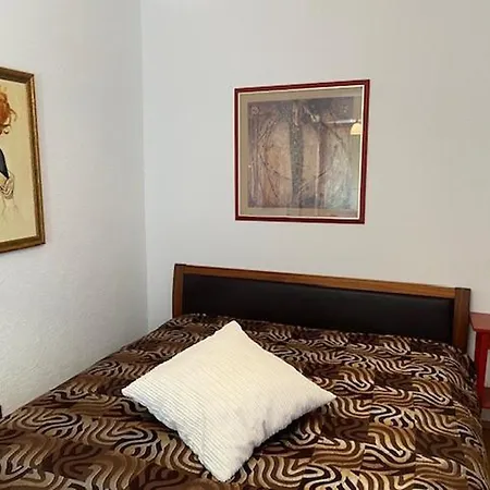 Wohnen Im Atelier Apartment Bad Erlach